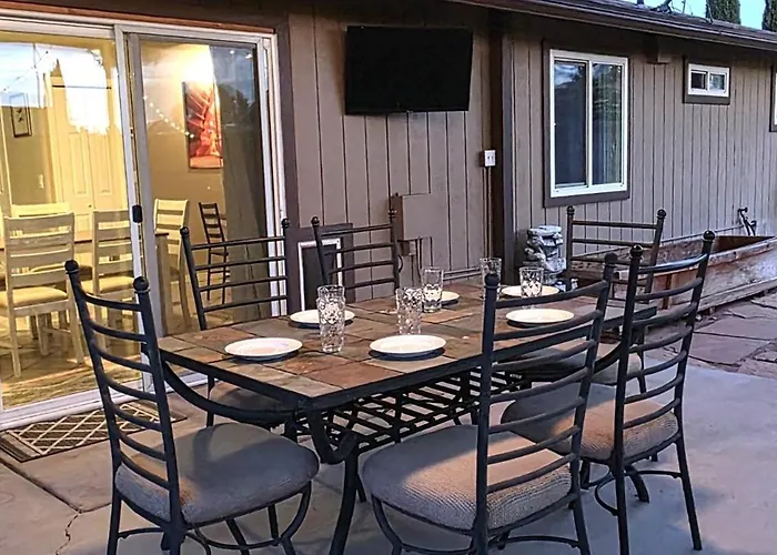 Backyard, Boat Parking, Coffee Bar Holiday home Page